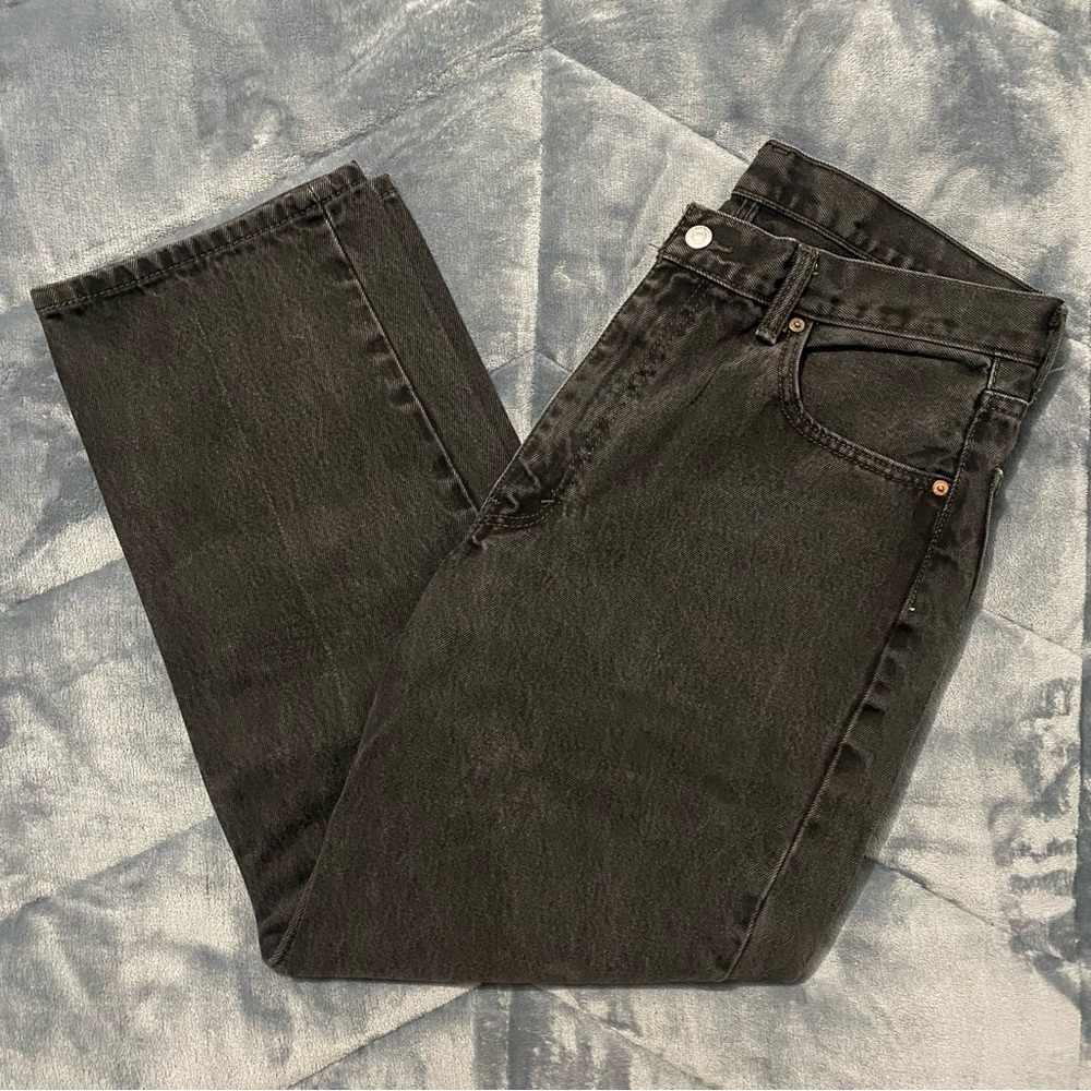 36x30 black Levi’s denim